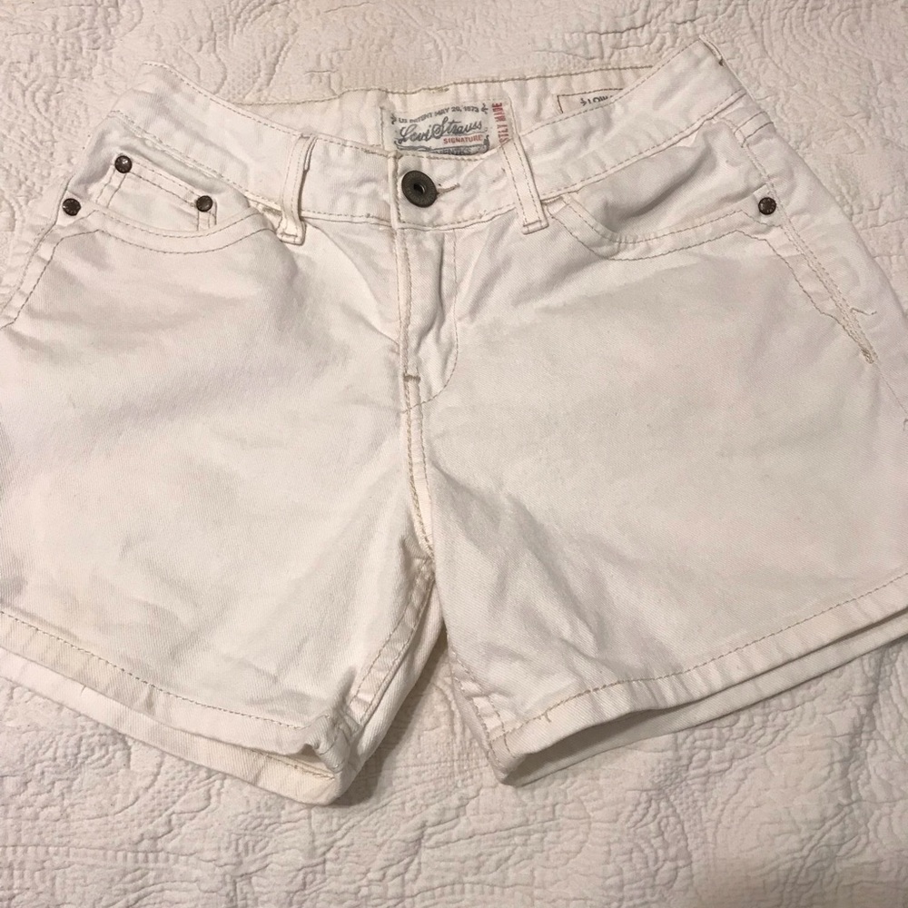 Levi’s white jean shorts